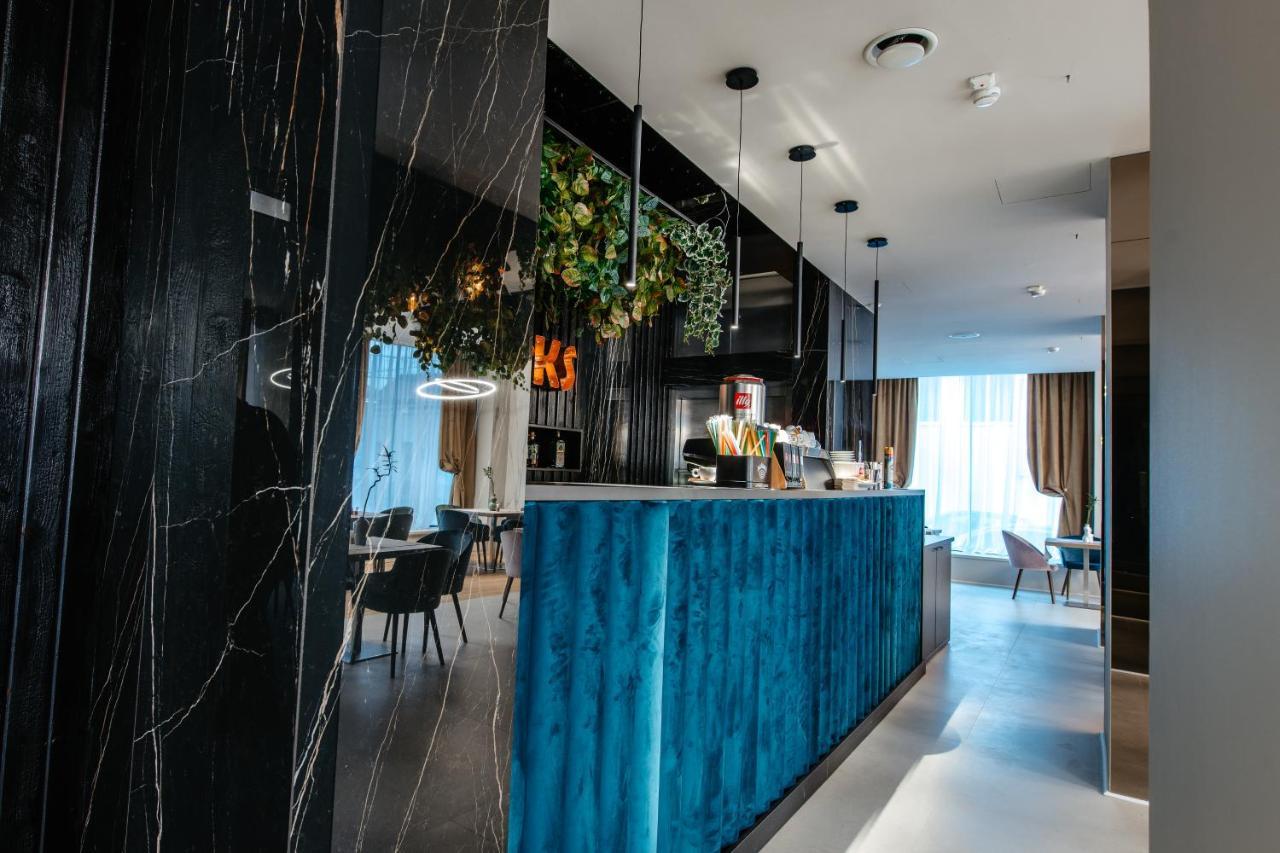 Hotel Clipa Drobeta Turnu Severin Bagian luar foto